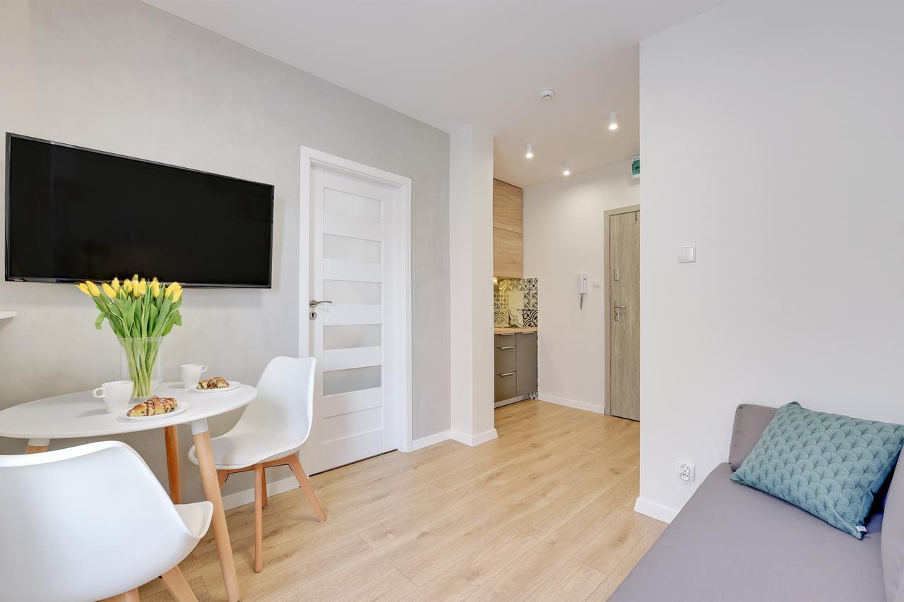 Apartamenty Chmielna 72 กดัญสก์ ภายนอก รูปภาพ