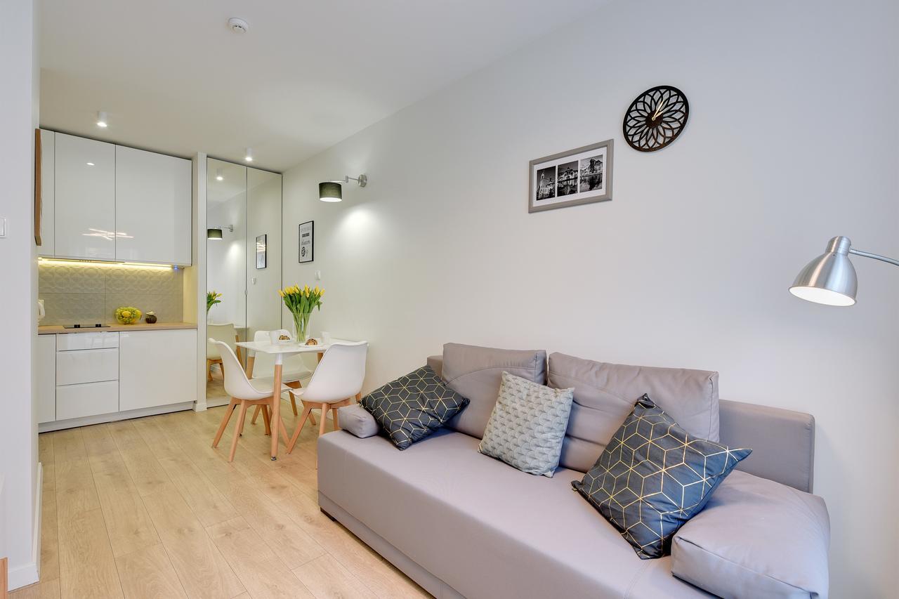 Apartamenty Chmielna 72 กดัญสก์ ภายนอก รูปภาพ